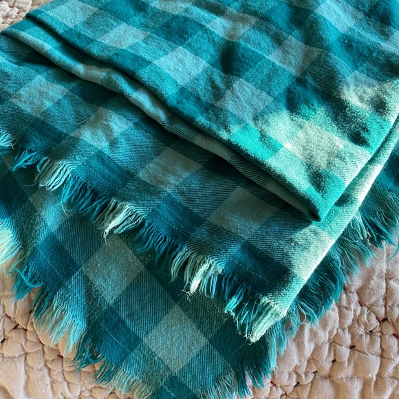 Pact Fireside Flannel Scarf - Picture 2 of 3